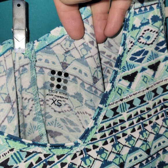 Title Nine XS Aztec Print Sleeveless Dress 85% Polyester 11% Tencel 4% Spandex - Picture 6 of 11